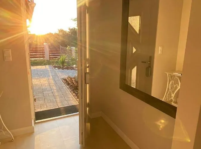 Luna Rossa Boutique *