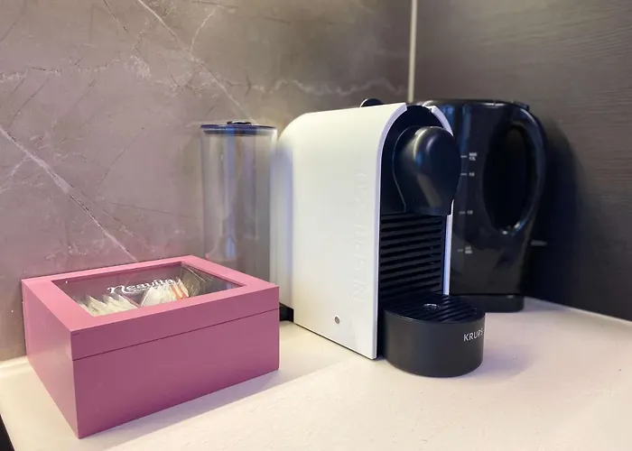 Luna Rossa Boutique アパート