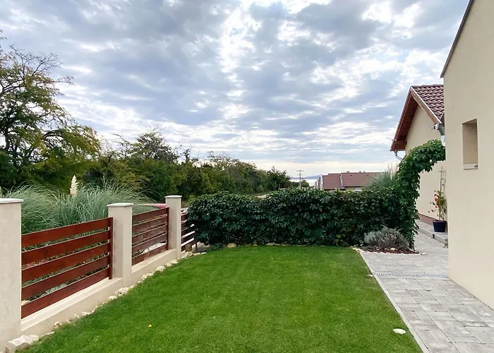 Lägenhet Luna Rossa Boutique Balatonakali